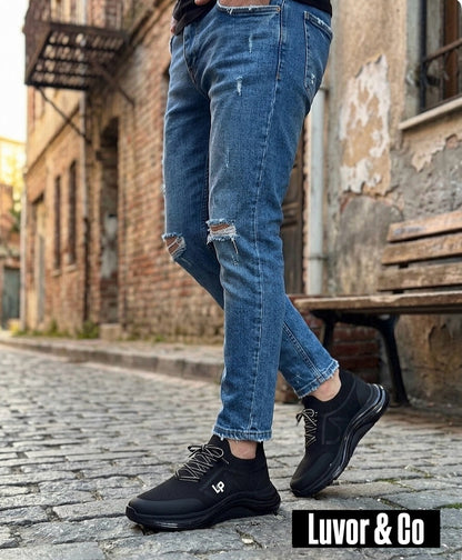 ÖZEL OLARAK ÜRETİM YAPTIĞIMIZ %100 GERÇEK TRİKO SNEAKERS