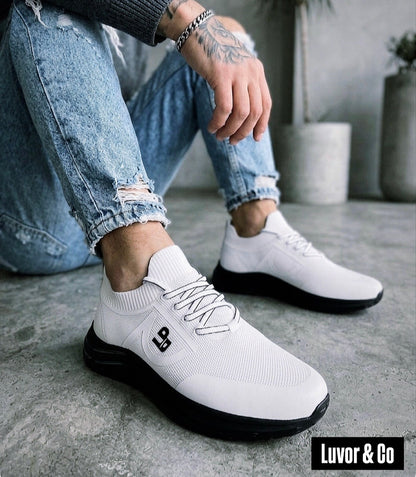 ÖZEL OLARAK ÜRETİM YAPTIĞIMIZ %100 GERÇEK TRİKO SNEAKERS